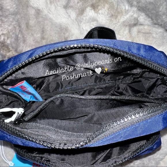 BAGGU X Hello Kitty Fanny NEW - Picture 9 of 17